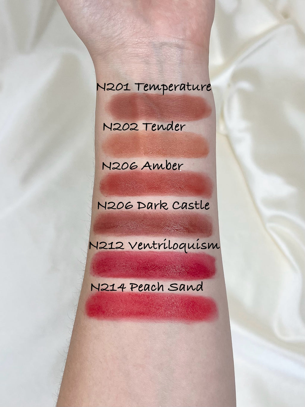 Uhue Matte Lip Glaze