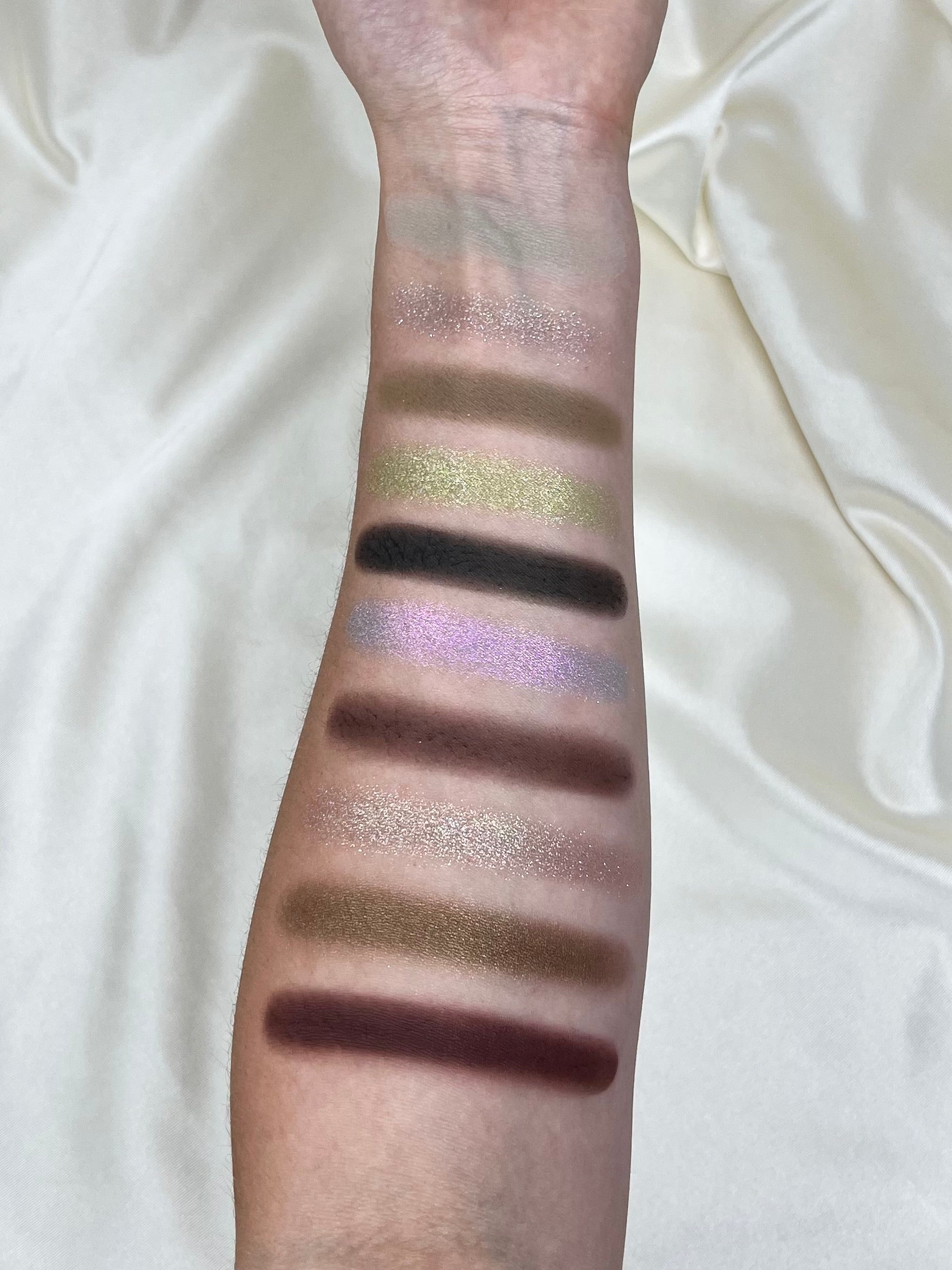 Shellwe Makeup Elaina Eyeshadow Palette