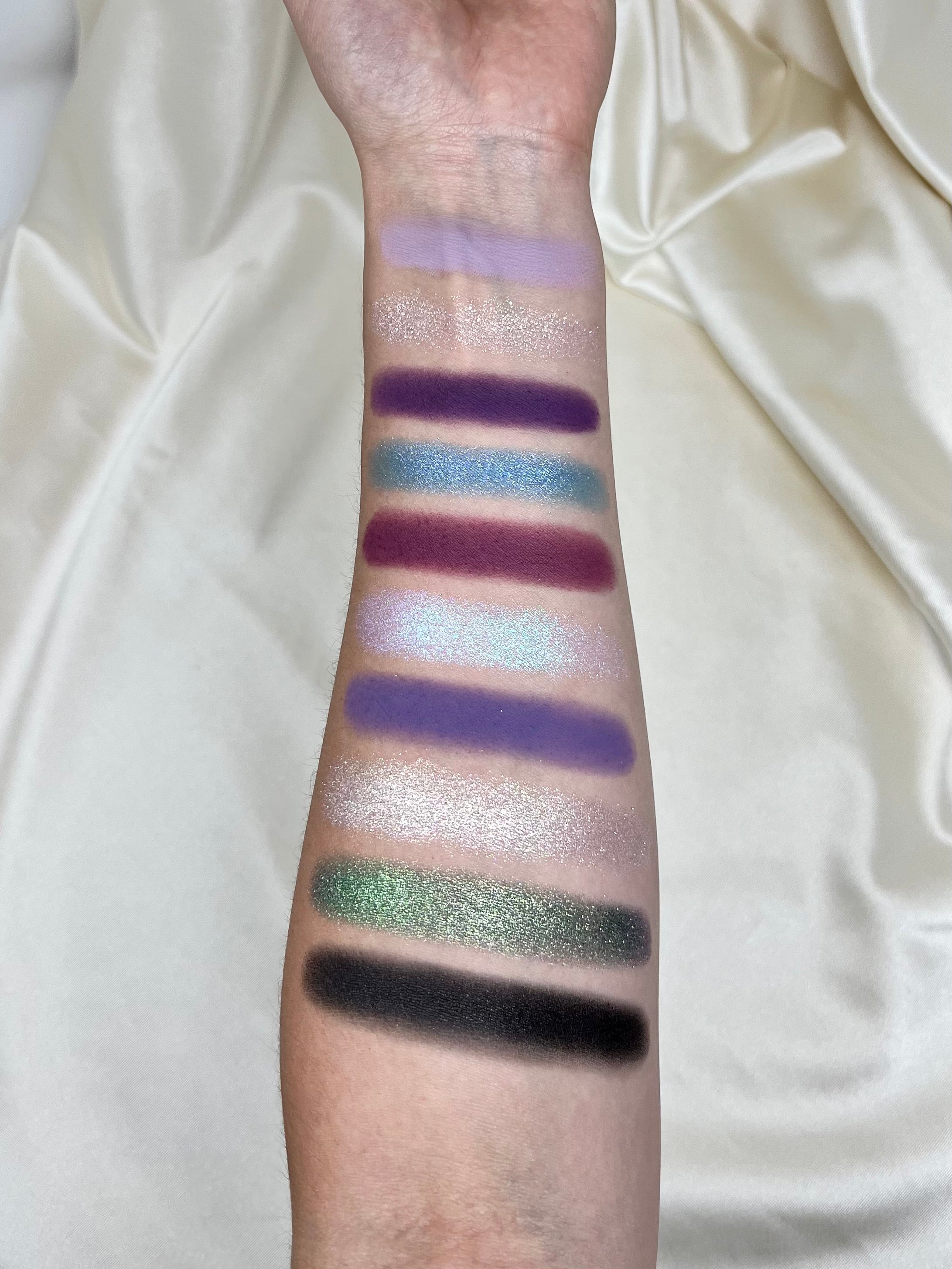 Shellwe Makeup Mist Witch Eyeshadow Palette