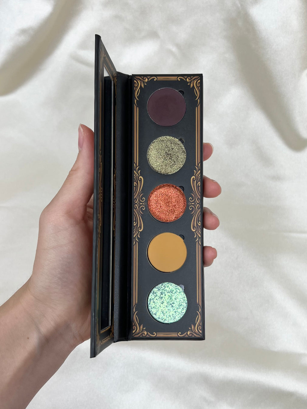 Shellwe Makeup Wulfa Eyeshadow Palette