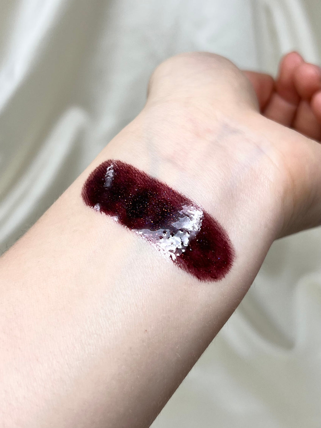 Shellwe Makeup Punk Bunny Lip Gloss G086 Moth Flame Red