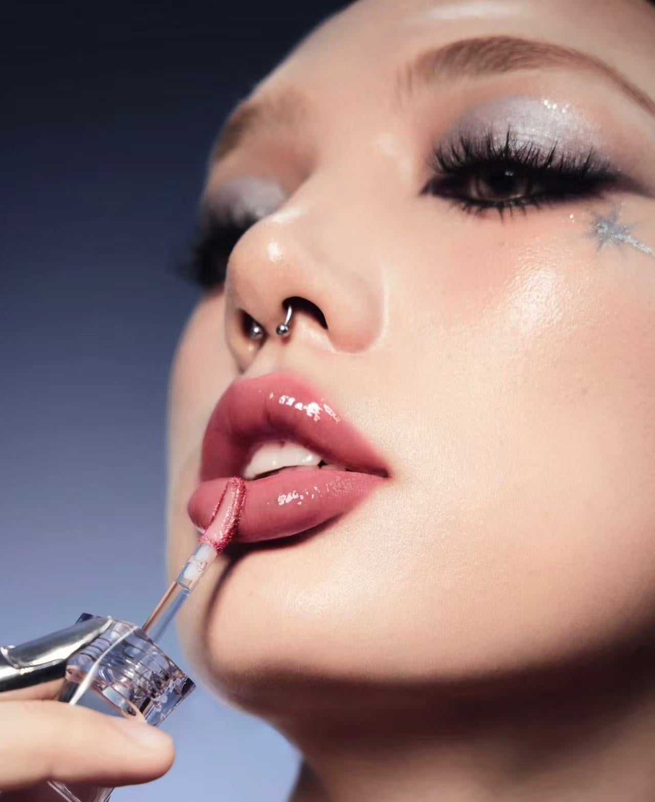 Uhue Diamond Mirror Lip Glaze