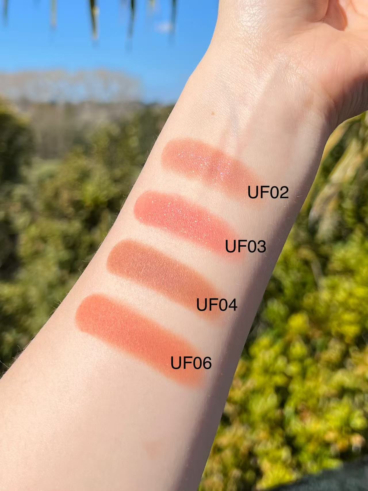 Uhue Eye Lip and Cheek Cream-Powder